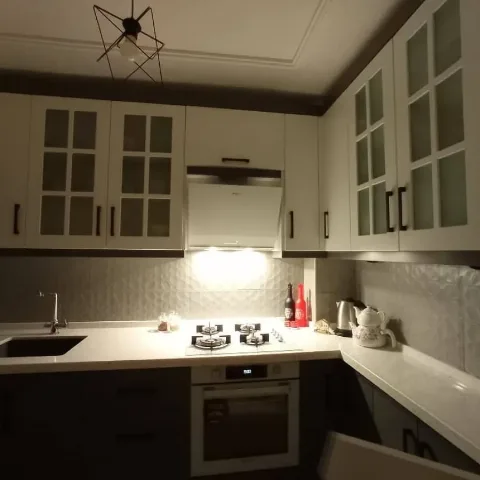 Mutfakta aydınlatma detayı